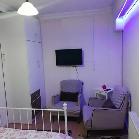 Bed & Breakfast Tirilye Kalamya Butik *